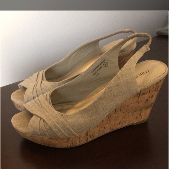 Nude wedges size 8 1/2 - Picture 1 of 1